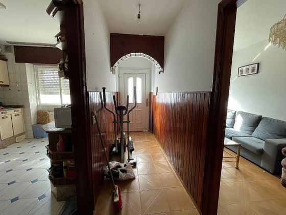 Foto 2 de Casa adosada en venta en Pobra do Caramiñal (A) de 3 habitaciones con jardín y calefacción