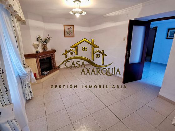 Foto 2 de Casa adossada en venda a Viñuela de 6 habitacions amb terrassa