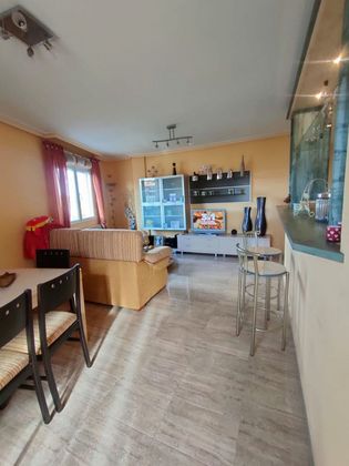 Foto 1 de Pis en venda a avenida De Bejar de 3 habitacions amb garatge i balcó