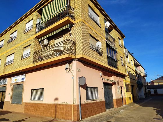 Foto 1 de Venta de piso en calle Burgos de 3 habitaciones con terraza y aire acondicionado