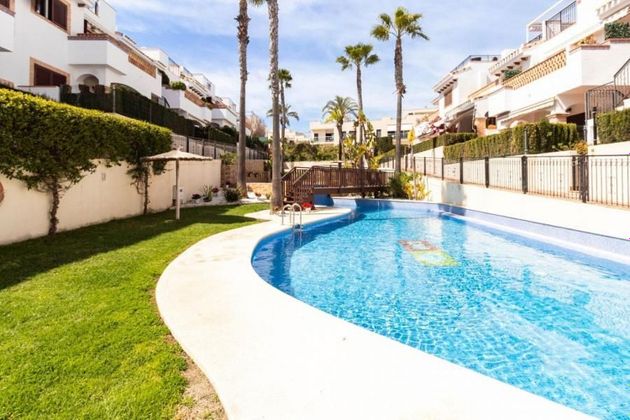 Foto 2 de Venta de casa en Torrelamata - La Mata de 2 habitaciones con terraza y piscina