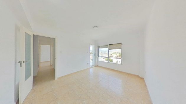 Foto 1 de Piso en alquiler en Centro - Gandia de 3 habitaciones con terraza y ascensor