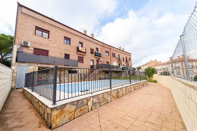 Foto 1 de Dúplex en venda a Villamantilla de 2 habitacions amb piscina i garatge