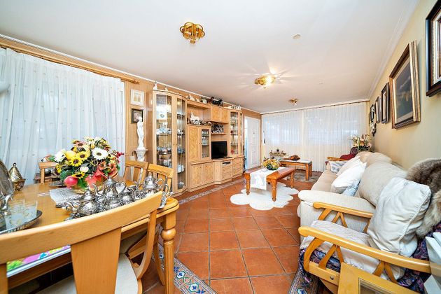 Foto 2 de Xalet en venda a Sevilla la Nueva de 3 habitacions amb jardí i aire acondicionat