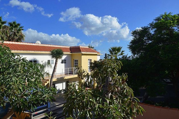 Foto 1 de Venta de chalet en Llanos de Aridane (Los) de 6 habitaciones con terraza y piscina