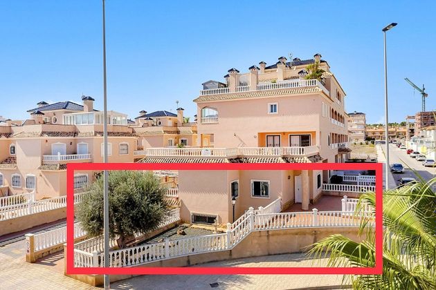 Foto 1 de Dúplex en venda a calle Clavo de 4 habitacions amb terrassa i piscina