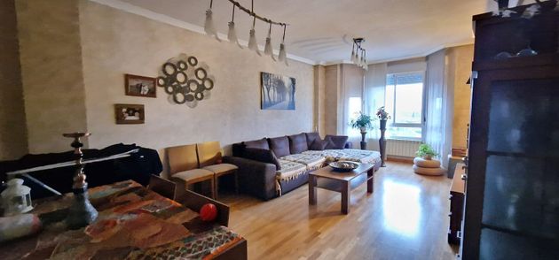 Foto 2 de Venta de piso en Centro - Rivas-Vaciamadrid de 4 habitaciones con terraza y piscina