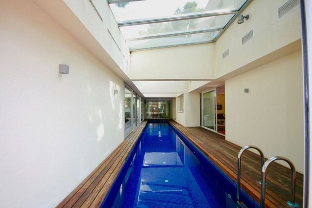 Foto 2 de Casa en venda a Finestrelles de 5 habitacions amb terrassa i piscina
