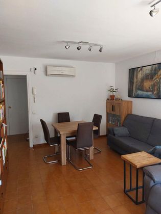 Foto 2 de Venta de piso en Sant Pere de Ribes Centro de 4 habitaciones con balcón y aire acondicionado