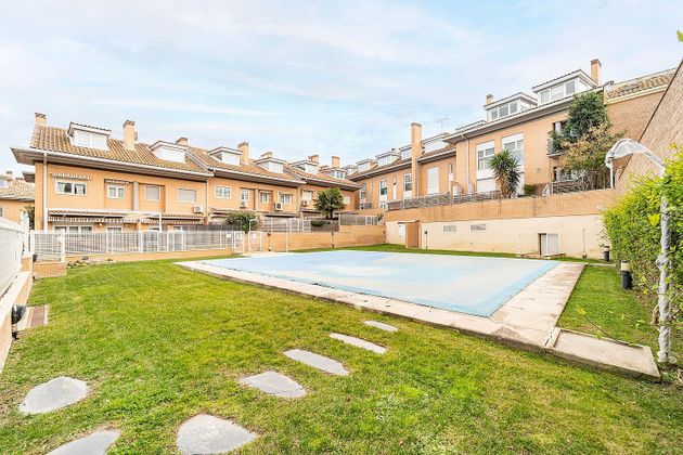 Foto 2 de Pis en venda a Brunete de 2 habitacions amb terrassa i piscina