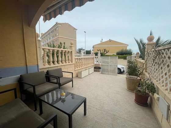 Foto 2 de Casa adosada en venta en Los Arenales del Sol de 2 habitaciones con terraza y piscina