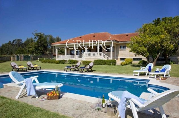 Foto 1 de Xalet en venda a Tomiño de 10 habitacions amb terrassa i piscina