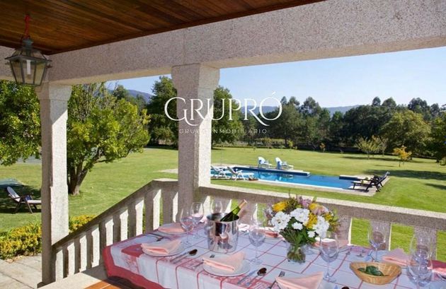 Foto 2 de Venta de chalet en Tomiño de 10 habitaciones con terraza y piscina