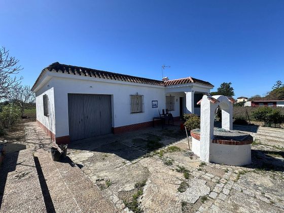 Foto 2 de Casa rural en venda a Puerto Real de 3 habitacions i 100 m²