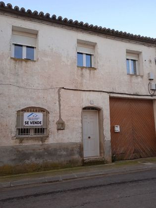 Foto 1 de Casa en venda a Boquiñeni de 5 habitacions amb garatge i calefacció