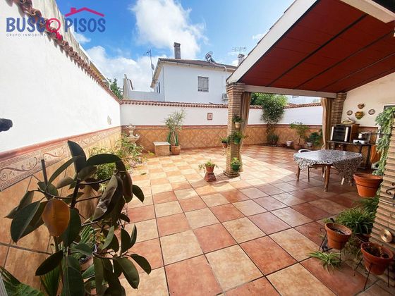 Foto 1 de Casa adossada en venda a Villarrubia de 4 habitacions amb terrassa i garatge