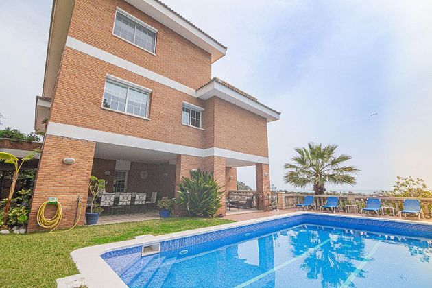Foto 1 de Casa en venta en Bellamar de 4 habitaciones con terraza y piscina
