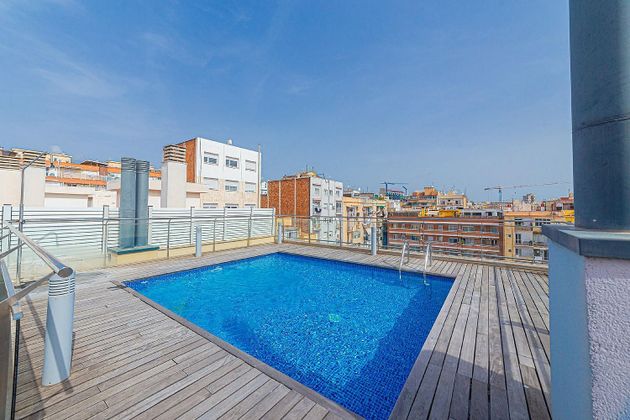Foto 1 de Pis en venda a La Nova Esquerra de l'Eixample de 3 habitacions amb terrassa i piscina