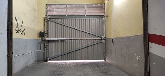 Foto 2 de Garaje en venta en calle Emilio Baró de 26 m²