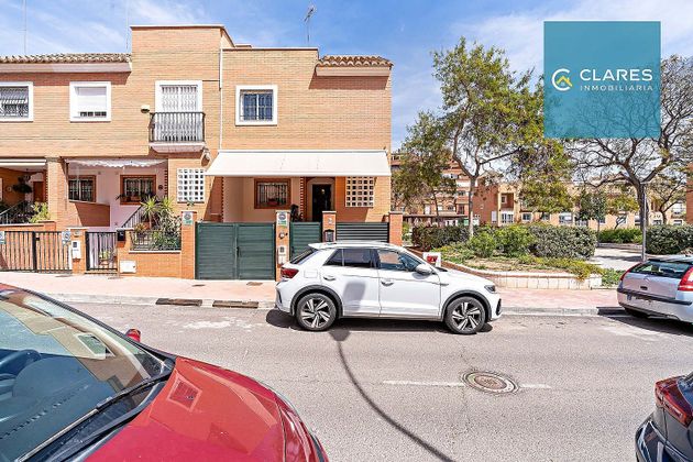 Foto 2 de Casa en venda a Piedras Redondas – Torrecárdenas de 5 habitacions amb terrassa i garatge