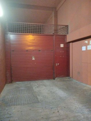 Foto 2 de Venta de garaje en calle De la Mare de Déu de Port de 12 m²