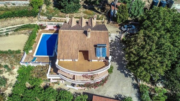 Foto 2 de Casa rural en venda a Coín de 4 habitacions amb terrassa i piscina