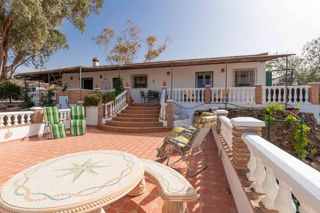 Foto 2 de Casa rural en venda a Arenas de 3 habitacions amb terrassa i piscina
