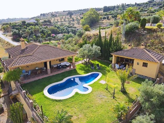 Foto 2 de Casa rural en venda a Alhaurín el Grande de 5 habitacions amb terrassa i piscina
