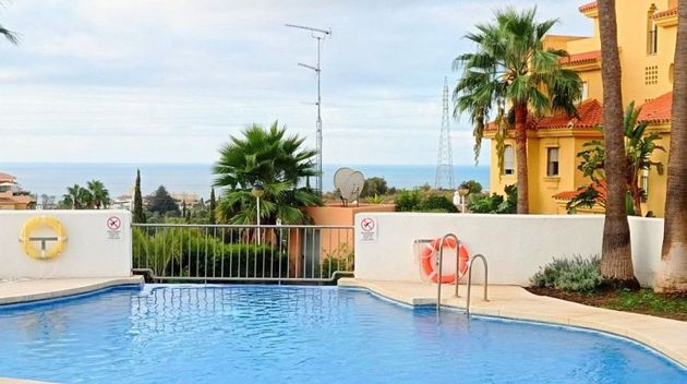 Foto 2 de Venta de piso en Riviera del Sol de 3 habitaciones con terraza y piscina