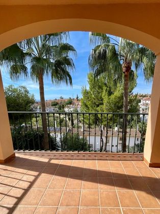Foto 2 de Casa adossada en venda a Riviera del Sol de 3 habitacions amb terrassa i piscina