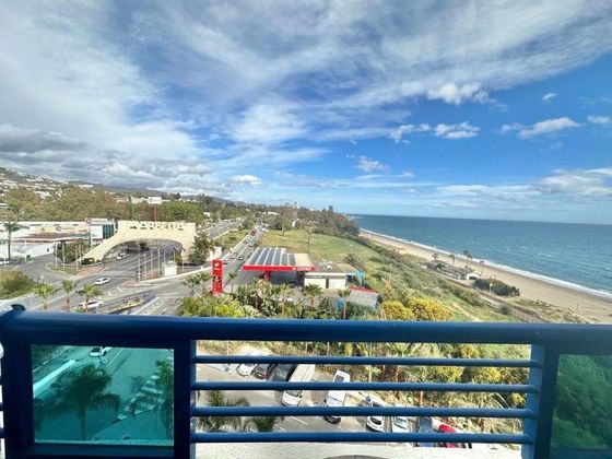 Foto 1 de Ático en venta en Playa Bajadilla - Puertos de 1 habitación con terraza y piscina