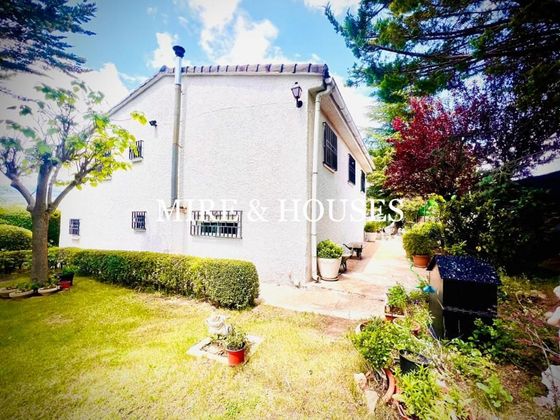 Foto 1 de Casa rural en venda a Serna del Monte (La) de 4 habitacions amb terrassa i piscina