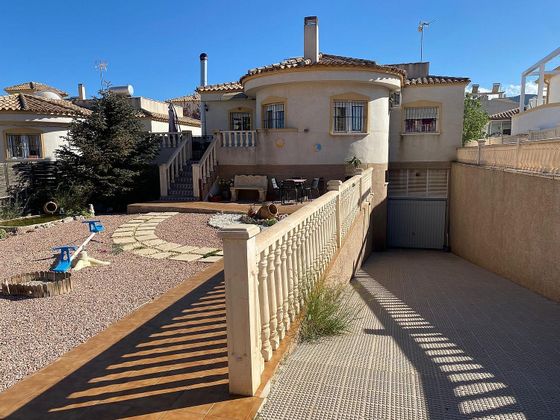 Foto 1 de Venta de casa en Castalla de 3 habitaciones con piscina y aire acondicionado