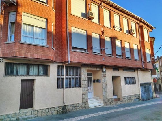Foto 2 de Pis en venda a calle Del Tejar de 2 habitacions amb calefacció