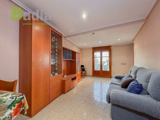 Foto 2 de Casa en venda a Alcarràs de 4 habitacions amb garatge i aire acondicionat