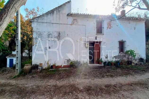 Foto 1 de Casa en venda a calle Ds Diseminado de 4 habitacions amb jardí i calefacció