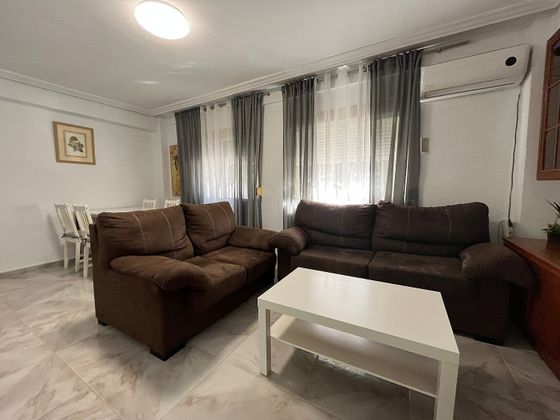Foto 2 de Piso en alquiler en El Cerro de 3 habitaciones con muebles y aire acondicionado