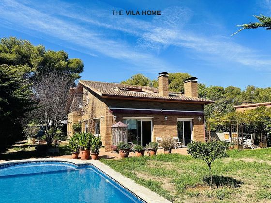 Foto 1 de Venta de chalet en L'Aragai - Prat de Vilanova de 7 habitaciones con terraza y piscina