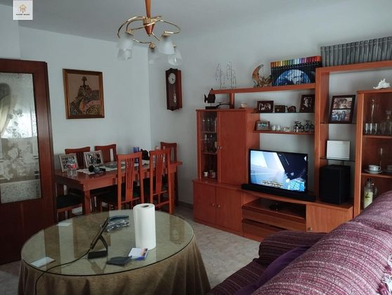 Foto 2 de Piso en venta en Malpartida de Cáceres de 3 habitaciones con terraza y aire acondicionado