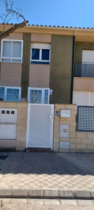 Foto 2 de Casa en venta en Chinchilla de Monte-Aragón de 4 habitaciones con terraza y piscina