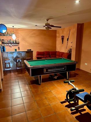 Foto 1 de Casa en venda a Ctra. Circunvalación - La Magdalena de 3 habitacions amb terrassa i garatge