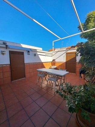 Foto 1 de Casa en venda a Huévar del Aljarafe de 4 habitacions amb balcó i aire acondicionat