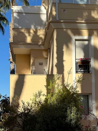 Foto 2 de Pis en venda a calle Escultor Jose Gutiérrez de 1 habitació amb terrassa i piscina