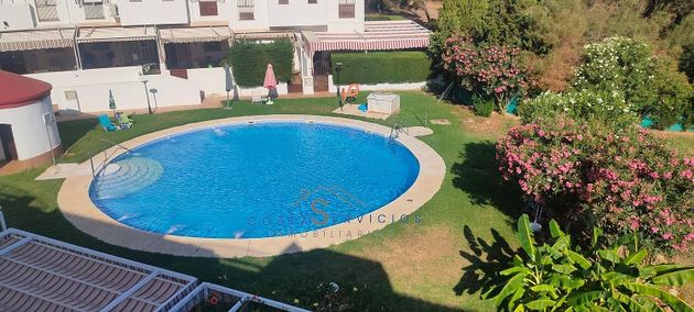 Foto 2 de Casa en venda a Punta Umbría de 6 habitacions amb terrassa i piscina