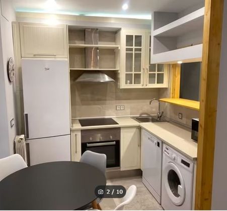 Foto 2 de Piso en venta en Arangoiti de 3 habitaciones con calefacción y ascensor