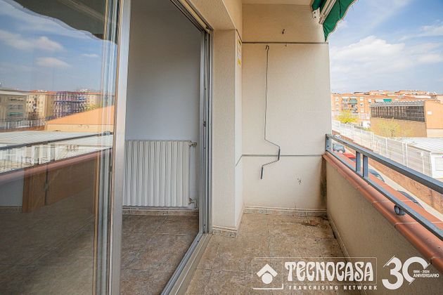 Foto 2 de Venta de piso en Ca n'Anglada de 3 habitaciones con terraza y balcón