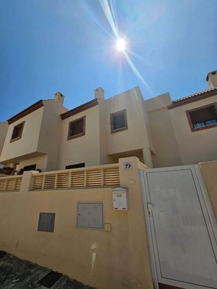 Foto 2 de Casa en venda a calle Agua de 3 habitacions amb terrassa i garatge