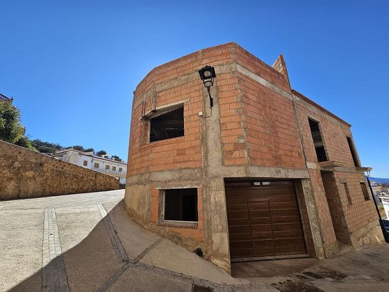Foto 1 de Casa en venda a Alcolea de 2 habitacions amb terrassa i garatge