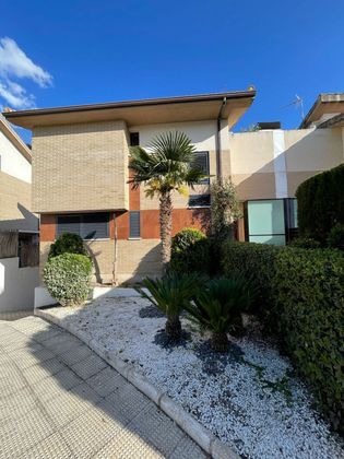 Foto 1 de Casa en venta en Guardia de Jaén (La) de 4 habitaciones con terraza y jardín