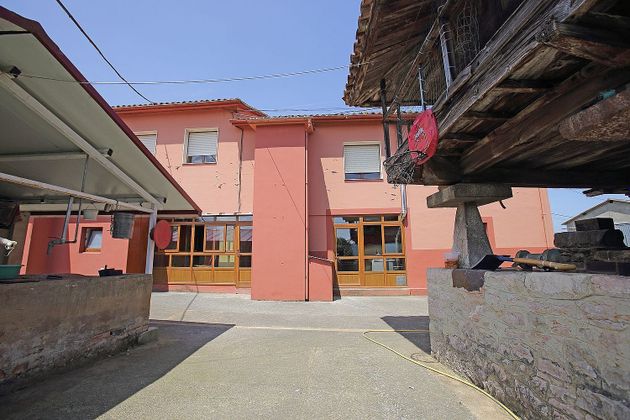 Foto 2 de Venta de casa en calle La Garba de 5 habitaciones con terraza y garaje